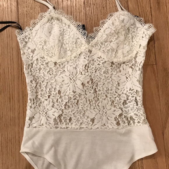 BRAND NEW LACY BODYSUIT - Picture 2 of 3